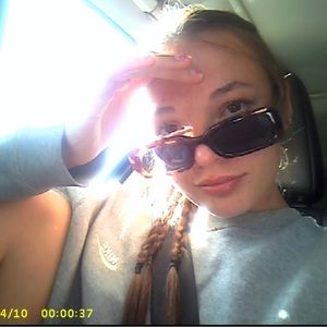 Meet your Posher, Riley